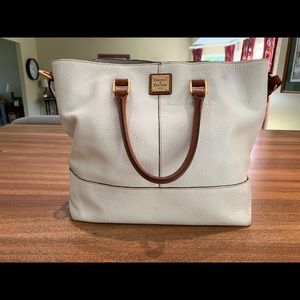 Dooney and Bourke Handbag